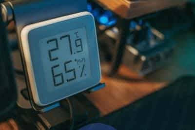 Manómetro digital o analógico: diferencias reales para revisar tu vehículo