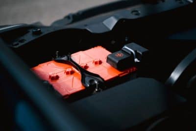 Vale la pena instalar cargadores USB en el carro: ventajas y límites