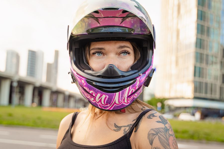 Casco de moto homologado para seguridad