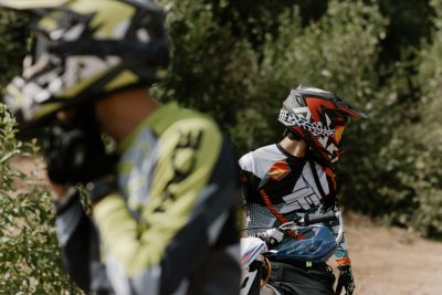Guía completa para elegir el casco de moto ideal