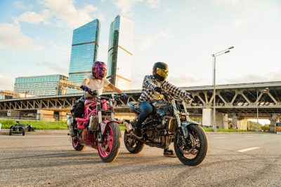 Certificaciones de cascos de moto en Colombia: